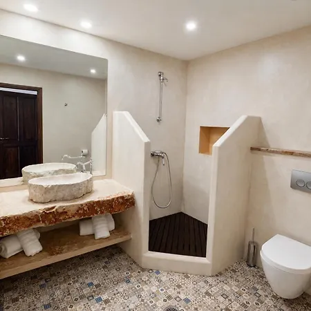 Villa Amara Private Estate *