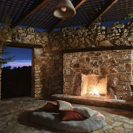 Amara Private Estate Anafonítria