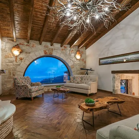 Amara Private Estate