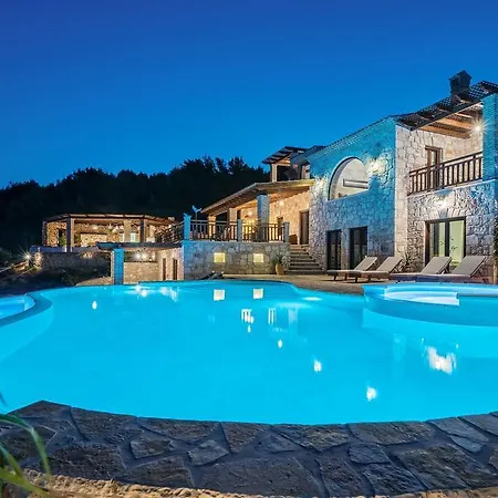 Villa Amara Private Estate